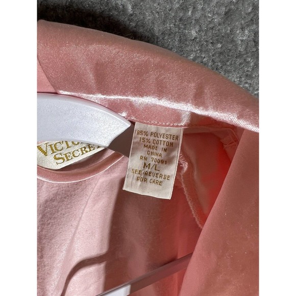 Vintage Victorias Secret Pink Satin Robe Size‎ M/L Floral Applique POCKETS - Picture 4 of 8